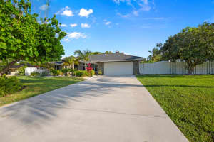 3082 NE Ivy Lane, Jensen Beach, FL 34957 Sold 08/07/24