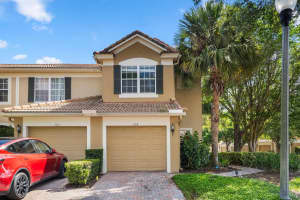 6396 Daysbrook Drive 104, Orlando, FL 32835 Sold 07/19/24