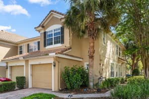 6396 Daysbrook Drive 104, Orlando, FL 32835 Sold 07/19/24