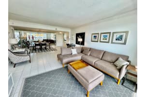 2760 S Ocean Boulevard 413, Palm Beach, FL 33480 Sold 07/12/24