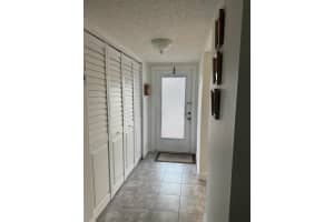 33 Abbey Lane 106, Delray Beach, FL 33446 Sold 10/31/24