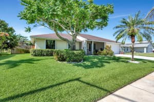 172 Roycourt Circle, Royal Palm Beach, FL 33411 Sold 08/14/24