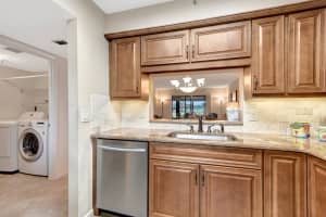 6866 Huntington Lane 105, Delray Beach, FL 33446 Sold 08/19/24
