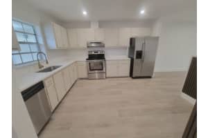 435 Bennington Lane 435, Lake Worth, FL 33467 Sold 08/27/24