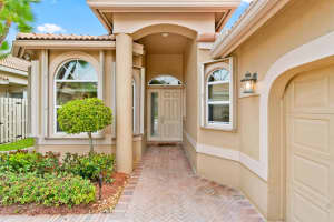 5272 Ventura Drive, Delray Beach, FL 33484 Sold 07/09/24