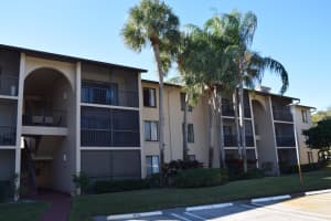 201 Foxtail Drive D2, Greenacres, FL 33415 Sold 07/03/24