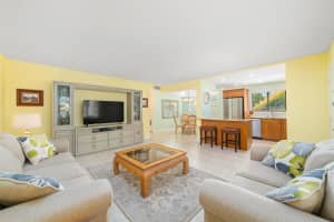 15217 Lakes Of Delray Boulevard 100, Delray Beach, FL 33484 Sold 10/01/24