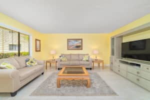 15217 Lakes Of Delray Boulevard 100, Delray Beach, FL 33484 Sold 10/01/24