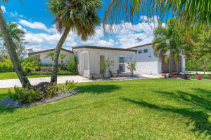 1686 NW Harbor Place, Stuart, FL 34994 Sold 07/08/24