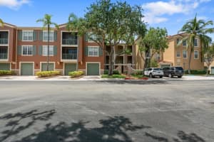 11790 St Andrews Place 105, Wellington, FL 33414 Sold 07/30/24