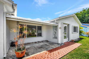 6364 Summer Sky Lane, Greenacres, FL 33463 Sold 07/09/24