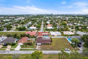2415 NE 35th Drive, Fort Lauderdale, FL 33308 Sold 02/10/25
