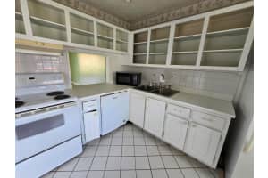 148 Lake Anne Drive, West Palm Beach, FL 33411 Sold 01/24/25