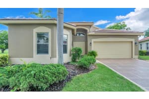 6320 Harbour Club Drive, Lake Worth, FL 33467 Sold 09/03/24