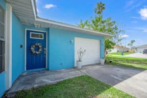 771 SE Sweetbay Avenue, Port Saint Lucie, FL 34983 Sold 09/30/24