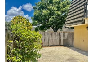 3607 36 Way, West Palm Beach, FL 33407 Sold 07/24/24