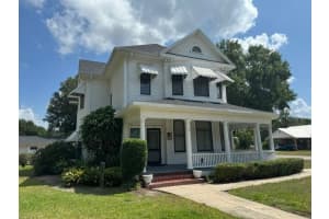 127 1st Street NE, Fort Meade, FL 33841 Sold 04/30/25