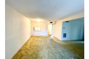 2811 S Garden Drive 101, Lake Worth, FL 33461 Sold 08/08/24