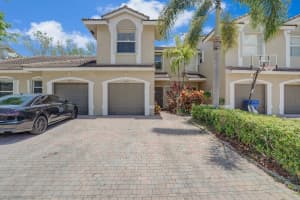 5460 NW 90th Ter Terrace, Sunrise, FL 33351 Sold 08/16/24