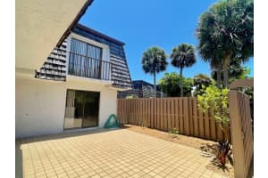 746 NW 10th Terrace 746, Stuart, FL 34994 Sold 07/23/24