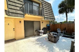 606 6th Way, West Palm Beach, FL 33407 Sold 09/30/24