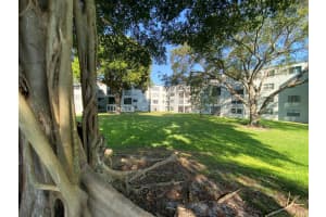 9440 SW 8th Street 306, Boca Raton, FL 33428 Sold 01/07/25