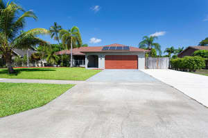 1631 The 12th Fairway, Wellington, FL 33414 Sold 11/15/24