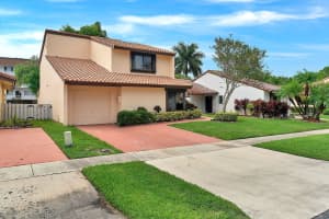 6377 Lantana Pines Drive, Lake Worth, FL 33462 Sold 08/19/24
