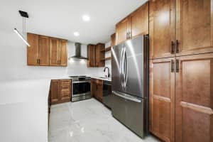 190 Seville H, Delray Beach, FL 33446 Sold 11/01/24