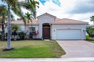 637 SW Long Key Court, Port Saint Lucie, FL 34986 Sold 09/27/24