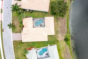637 SW Long Key Court, Port Saint Lucie, FL 34986 Sold 09/27/24