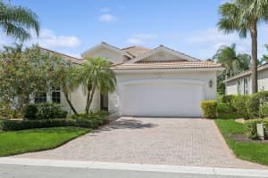 8797 Laguna Royale Pt Point, Lake Worth, FL 33467 Sold 08/12/24