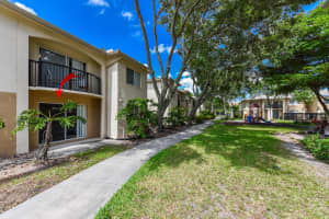 1200 S Crestwood Court S 1210, Royal Palm Beach, FL 33411 Sold 09/03/24