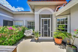 8039 Summer Shores Drive, Delray Beach, FL 33446 Sold 07/17/24