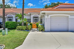 8039 Summer Shores Drive, Delray Beach, FL 33446 Sold 07/17/24