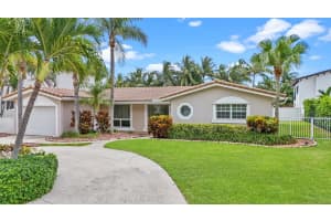 808 NE Bay Cove Street NE, Boca Raton, FL 33487 Sold 08/19/24