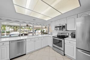 808 NE Bay Cove Street NE, Boca Raton, FL 33487 Sold 08/19/24