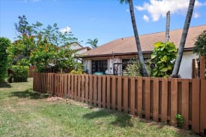 1160 Parkside Green Drive F, Greenacres, FL 33415 Sold 08/26/24