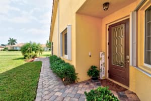 6505 Oxford Circle 101a, Vero Beach, FL 32966 Sold 12/09/24