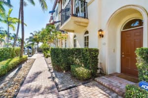 809 Estancia Way, Boynton Beach, FL 33435 Sold 11/19/24