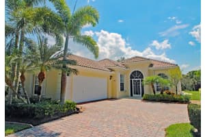 8844 SE Retreat Drive, Hobe Sound, FL 33455 Sold 01/31/25