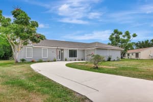 1910 SE Avanti Circle, Port Saint Lucie, FL 34952 Sold 09/09/24