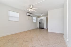 58 Barbados Drive, Palm Springs, FL 33461 Sold 10/30/24