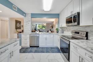 5550 Witney Drive 310, Delray Beach, FL 33484 Sold 11/04/24