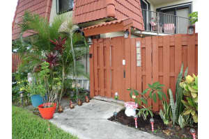 3840 Victoria Drive, West Palm Beach, FL 33406 Sold 12/06/24