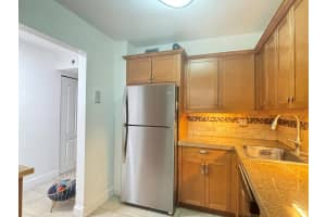 4255 N University Drive 204, Sunrise, FL 33351 Sold 11/27/24