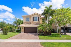 8236 Calabria Lakes Drive, Boynton Beach, FL 33473 Sold 08/08/24