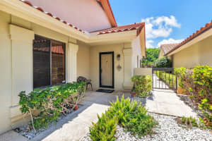 2765 Hawthorne Lane, West Palm Beach, FL 33409 Sold 09/30/24