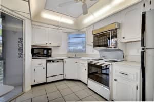 3810 Via Poinciana 502, Lake Worth, FL 33467 Sold 08/19/25