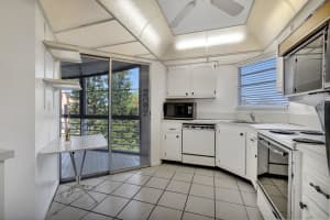 3810 Via Poinciana 502, Lake Worth, FL 33467 Sold 08/19/25